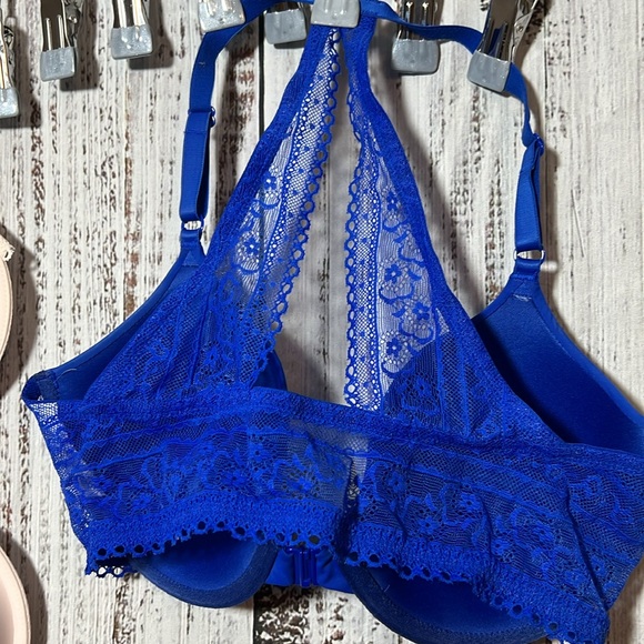 Set of 15 32D gap, Victoria’s Secret and other barely worn or brand new bras - Picture 3 of 3